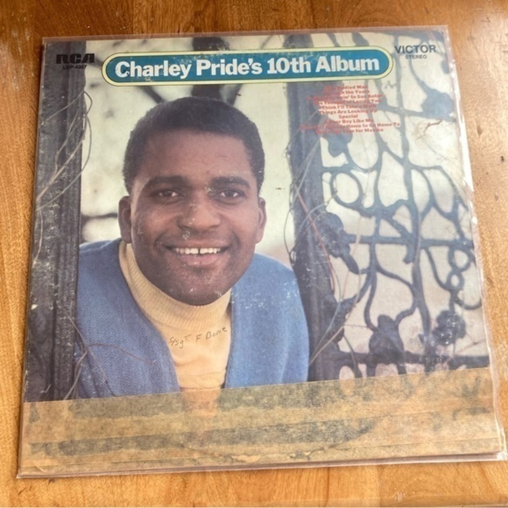 Charley Pride’s 10th album country music classic